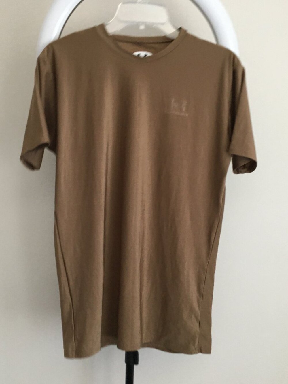 UNDER ARMOUR Fitted Brown Short Sleeve Stretch Activewear Shirt